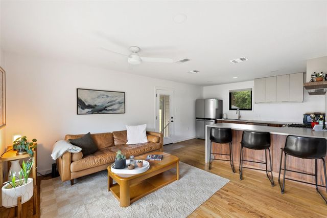 1803 Perez ST, Austin, TX 78721