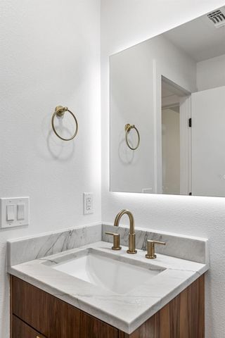 1803 Perez ST, Austin, TX 78721