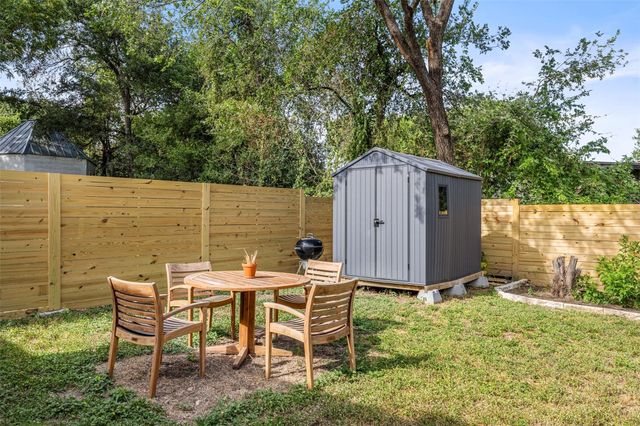 1803 Perez ST, Austin, TX 78721