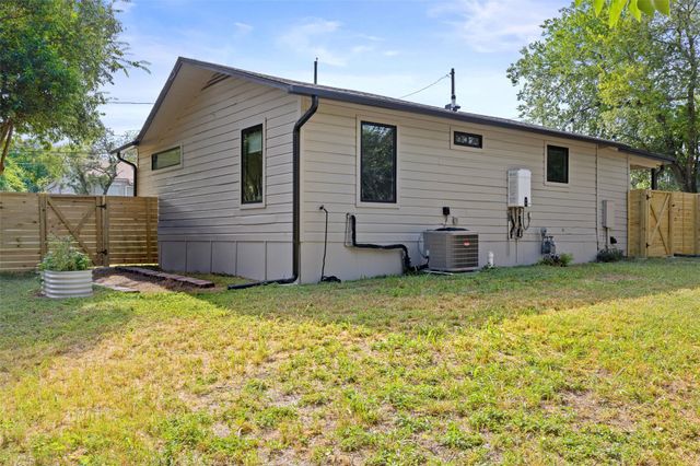 1803 Perez ST, Austin, TX 78721