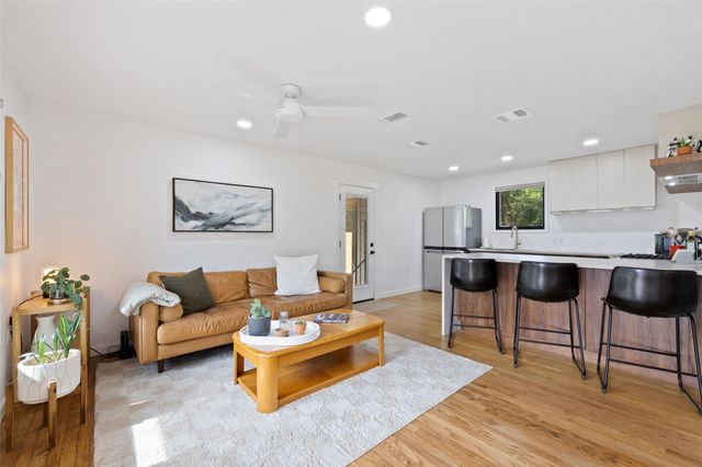 1803 Perez ST, Austin, TX 78721