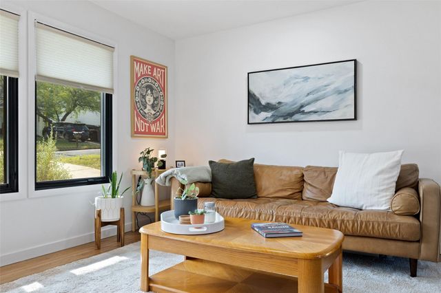 1803 Perez ST, Austin, TX 78721
