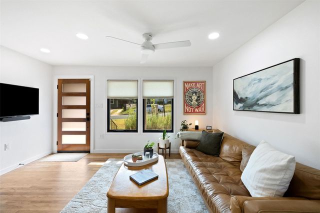 1803 Perez ST, Austin, TX 78721