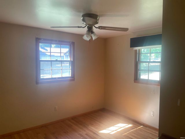 1906 W James Drive, Marion, IN 46952