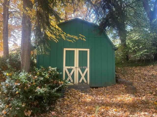 1906 W James Drive, Marion, IN 46952