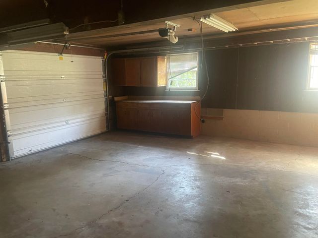 1906 W James Drive, Marion, IN 46952