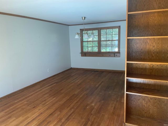 1906 W James Drive, Marion, IN 46952