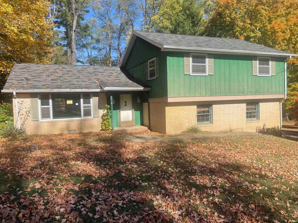 1906 W James Drive, Marion, IN 46952