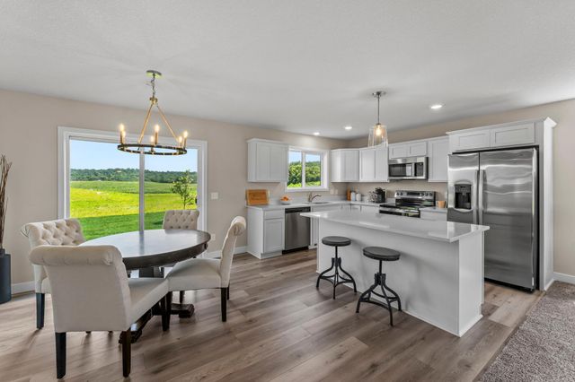 605 Sienna Drive, Watertown, MN 55388