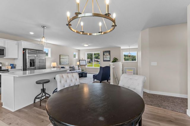 605 Sienna Drive, Watertown, MN 55388