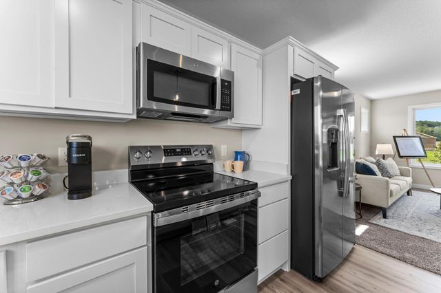 605 Sienna Drive, Watertown, MN 55388