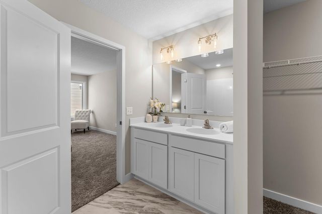 605 Sienna Drive, Watertown, MN 55388