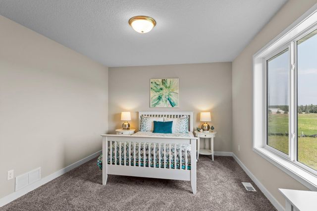 605 Sienna Drive, Watertown, MN 55388