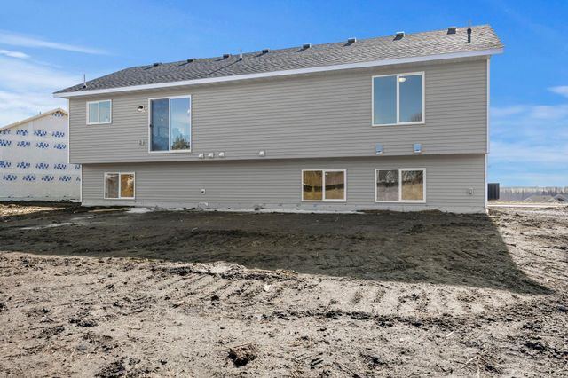 605 Sienna Drive, Watertown, MN 55388