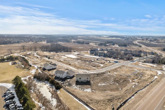 605 Sienna Drive, Watertown, MN 55388