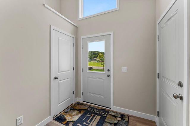 605 Sienna Drive, Watertown, MN 55388