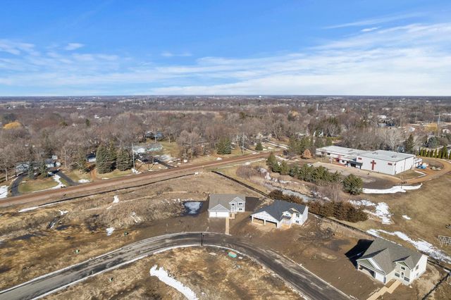 605 Sienna Drive, Watertown, MN 55388