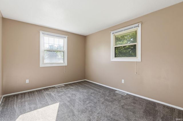816 Blake Drive, Fort Wayne, IN 46804