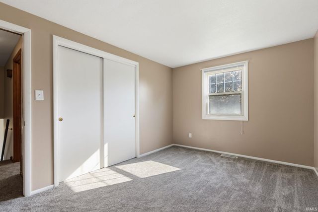 816 Blake Drive, Fort Wayne, IN 46804