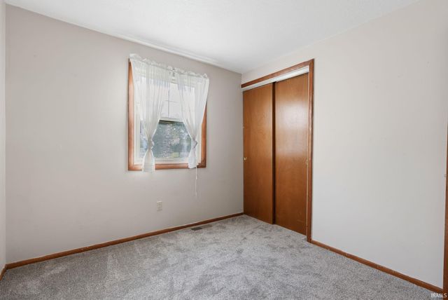 816 Blake Drive, Fort Wayne, IN 46804