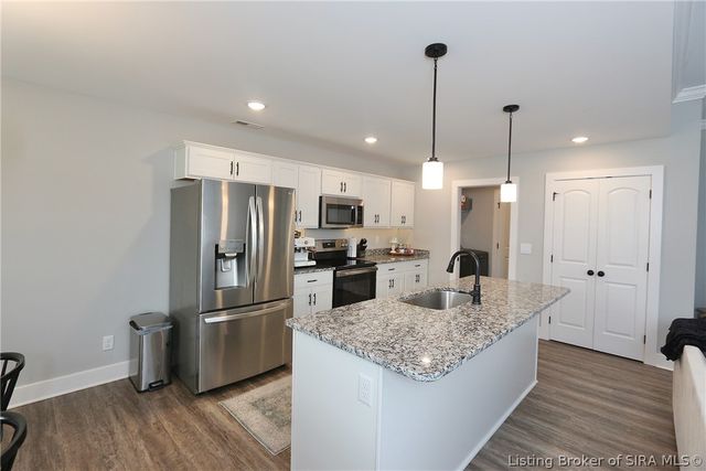 8015 Palermo Trail, Sellersburg, IN 47172