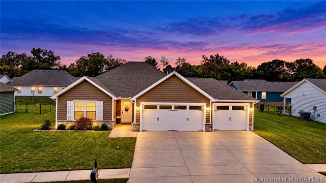 8015 Palermo Trail, Sellersburg, IN 47172