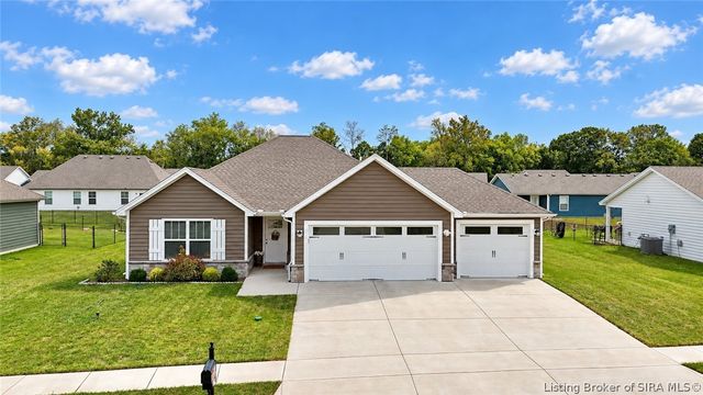 8015 Palermo Trail, Sellersburg, IN 47172