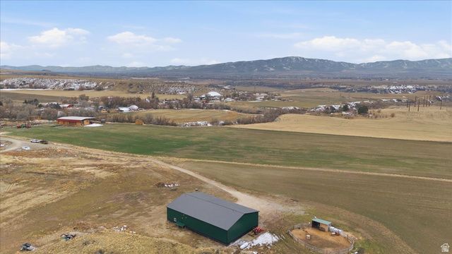 16418 N BEAVER DAM DR, Collinston, UT 84306