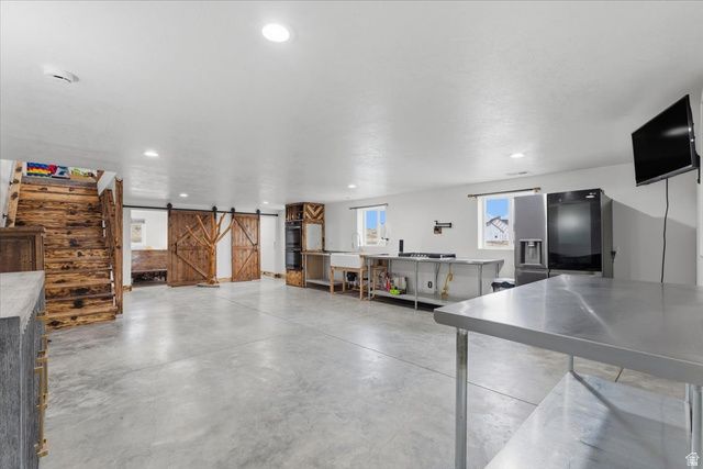 16418 N BEAVER DAM DR, Collinston, UT 84306