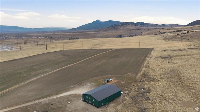 16418 N BEAVER DAM DR, Collinston, UT 84306