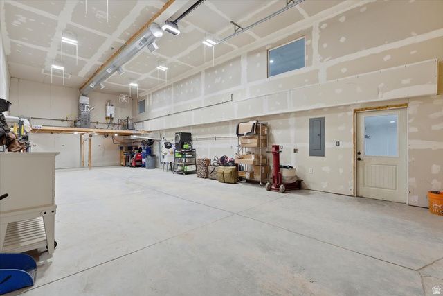 16418 N BEAVER DAM DR, Collinston, UT 84306