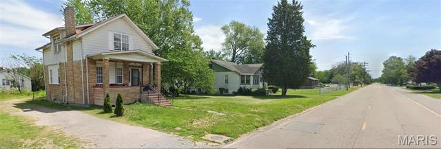 3325 Bond Ave, East St Louis, IL 62207