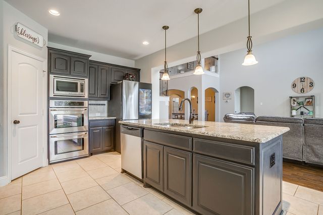 2747 Elmwood Drive, Burleson, TX 76028