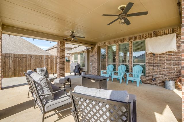 2747 Elmwood Drive, Burleson, TX 76028