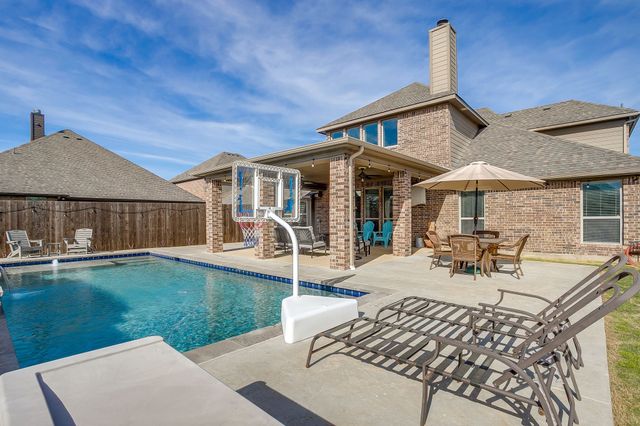 2747 Elmwood Drive, Burleson, TX 76028