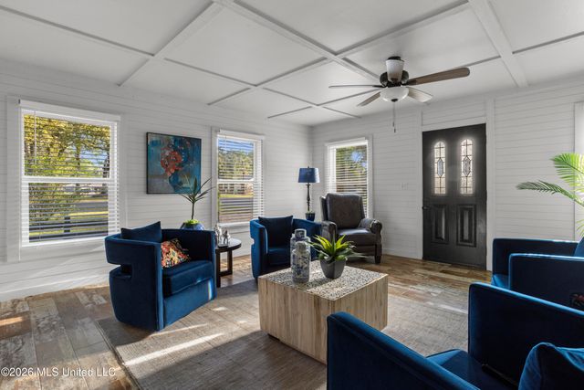 1560 E Second Street, Pass Christian, MS 39571