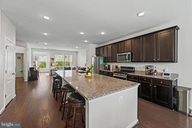 7733 CRESAP LN, Hanover, MD 21076