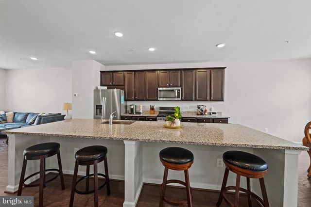 7733 CRESAP LN, Hanover, MD 21076