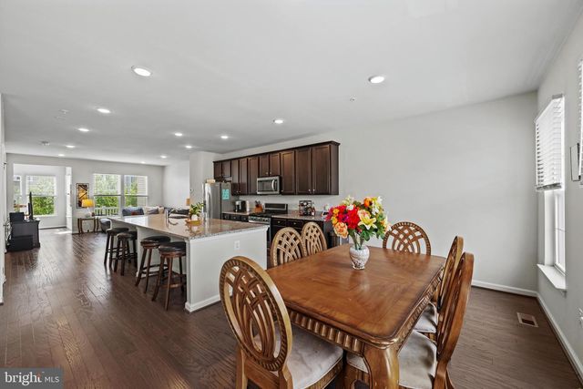 7733 CRESAP LN, Hanover, MD 21076