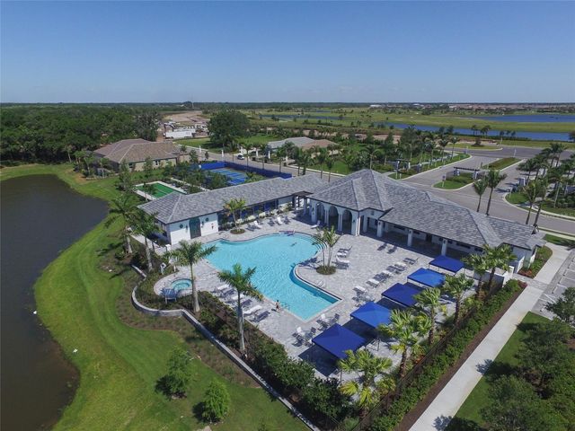 12813 TRUE BLUE CIRCLE, Bradenton, FL 34211