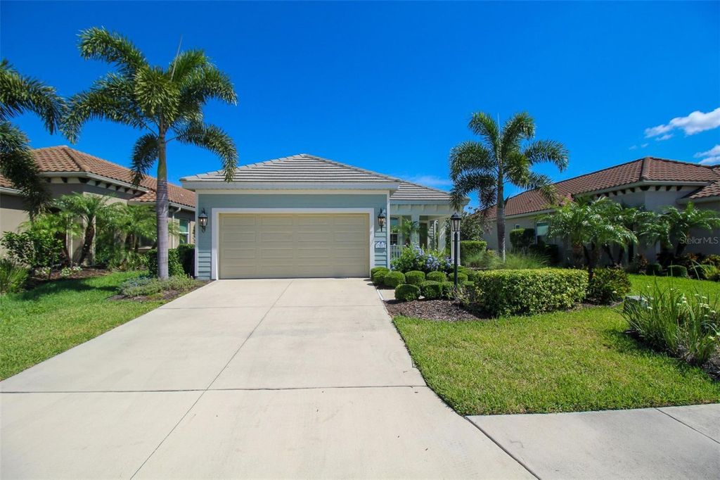 12813 TRUE BLUE CIRCLE, Bradenton, FL 34211