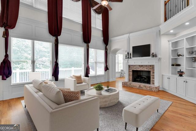 1020 Cranbrook Glen Lane, Snellville, GA 30078