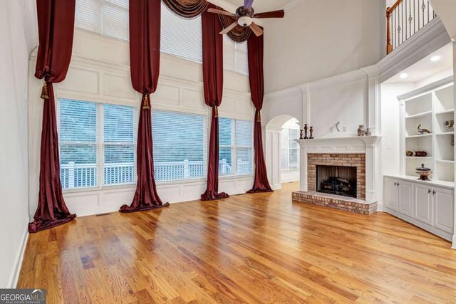1020 Cranbrook Glen Lane, Snellville, GA 30078