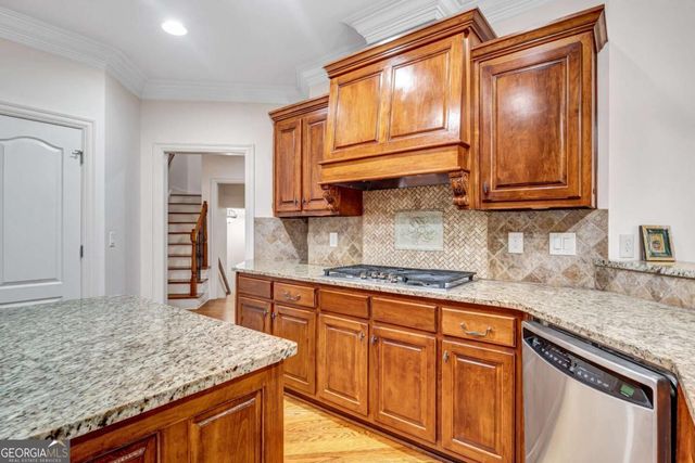 1020 Cranbrook Glen Lane, Snellville, GA 30078