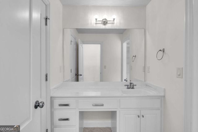 1020 Cranbrook Glen Lane, Snellville, GA 30078