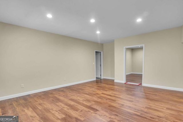 1020 Cranbrook Glen Lane, Snellville, GA 30078