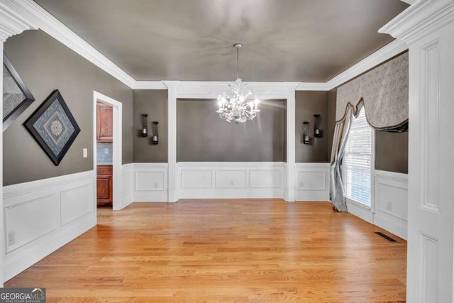 1020 Cranbrook Glen Lane, Snellville, GA 30078