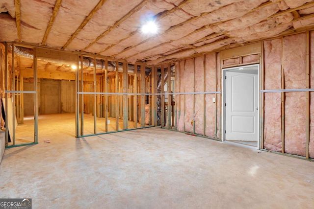 1020 Cranbrook Glen Lane, Snellville, GA 30078