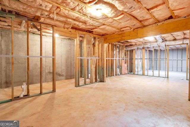 1020 Cranbrook Glen Lane, Snellville, GA 30078
