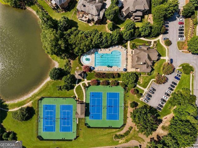 1020 Cranbrook Glen Lane, Snellville, GA 30078